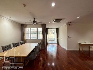 For rent 3 ベッドルーム condo in Khlong Toei, Bangkok