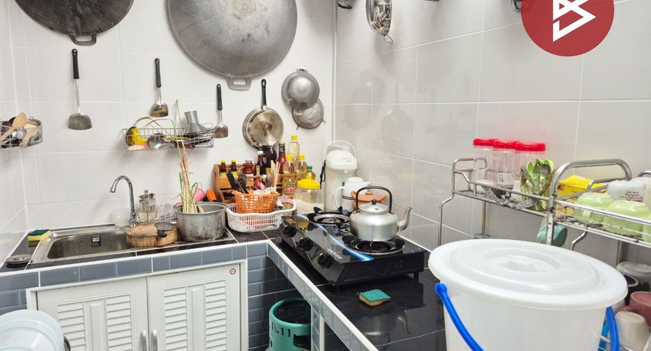 For sale 2 bedrooms townhouse in Thanyaburi, Pathum Thani