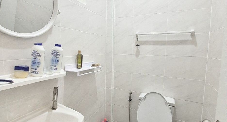 For sale 2 bedrooms townhouse in Thanyaburi, Pathum Thani