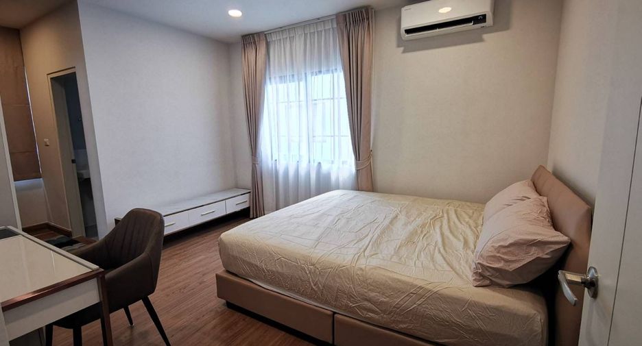 For rent 4 bedrooms house in Bang Phli, Samut Prakan