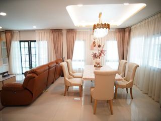 For rent 4 bedrooms house in Bang Phli, Samut Prakan