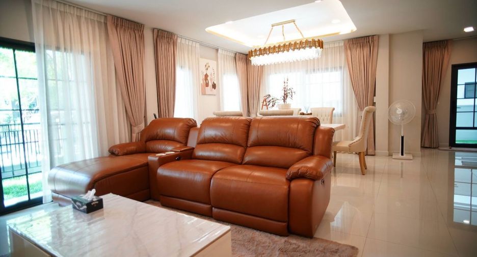 For rent 4 bedrooms house in Bang Phli, Samut Prakan