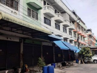 Local comercial en venta en Bang Khae, Bangkok