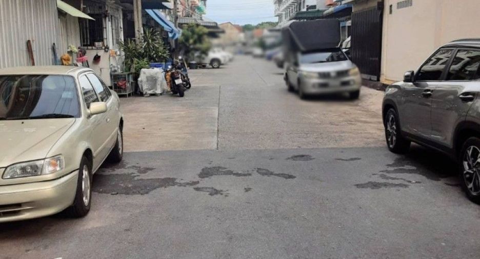 Local comercial en venta en Bang Khae, Bangkok