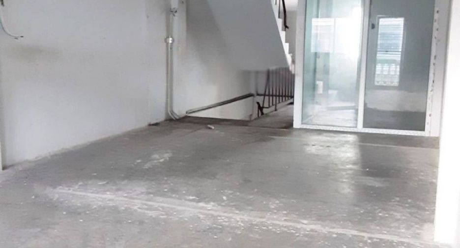 Local comercial en venta en Bang Khae, Bangkok