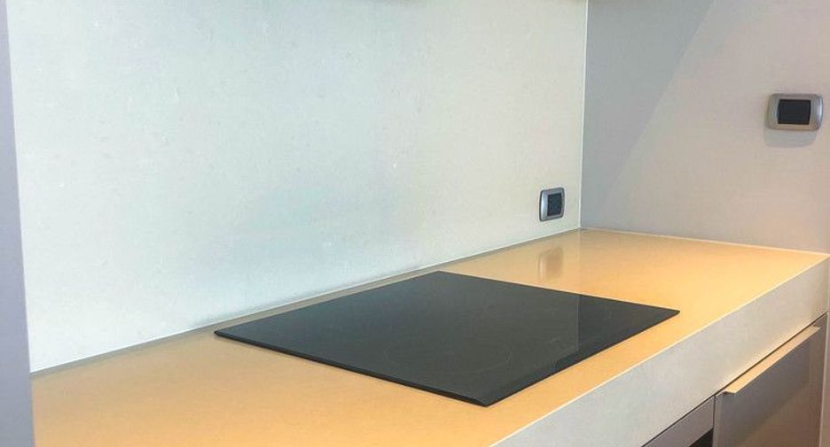 For rent 2 bedrooms apartment in Khlong Toei, Bangkok
