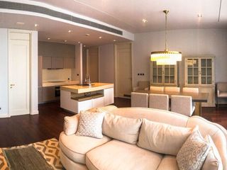 For rent 2 bedrooms apartment in Khlong Toei, Bangkok