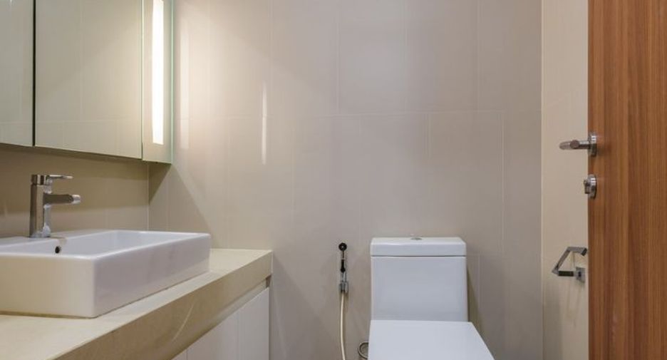 For rent 3 bedrooms apartment in Khlong Toei, Bangkok