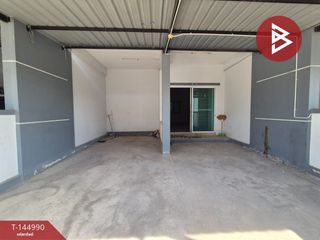 For sale 3 bedrooms townhouse in Mueang Chon Buri, Chonburi