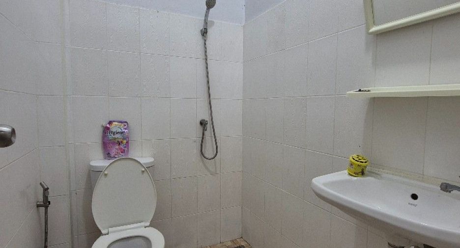 For sale 3 bedrooms townhouse in Mueang Chon Buri, Chonburi