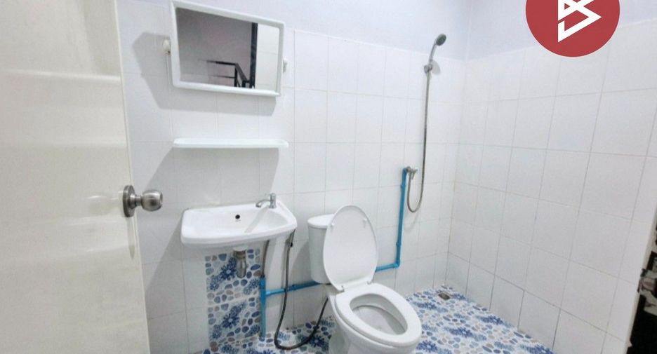For sale 3 bedrooms townhouse in Mueang Chon Buri, Chonburi