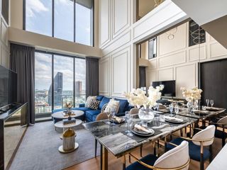 For rent 2 bedrooms apartment in Khlong Toei, Bangkok