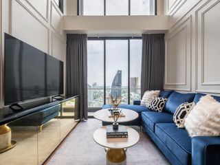 For rent 2 bedrooms apartment in Khlong Toei, Bangkok
