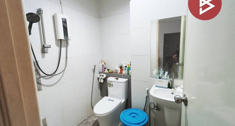For sale 4 bedrooms townhouse in Phra Samut Chedi, Samut Prakan