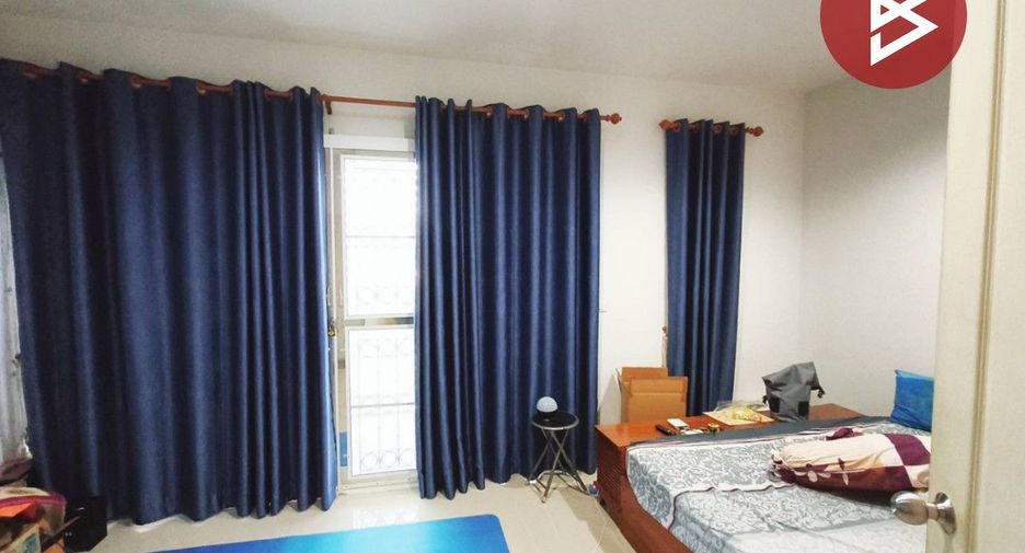 For sale 4 bedrooms townhouse in Phra Samut Chedi, Samut Prakan