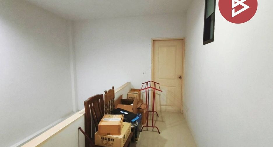 For sale 4 bedrooms townhouse in Phra Samut Chedi, Samut Prakan