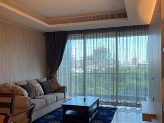 For rent 2 bedrooms apartment in Pathum Wan, Bangkok