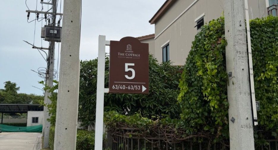 For sale スタジオ townhouse in Mueang Chon Buri, Chonburi