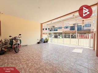 Reihenhaus zum Kauf mit 3 Zimmer in Krathum Baen, Samut Sakhon