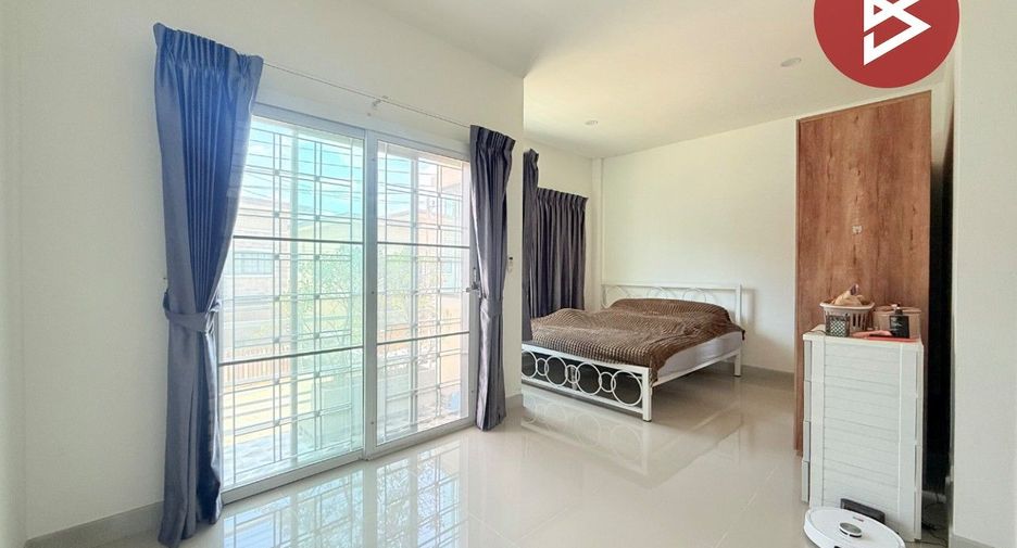 Reihenhaus zum Kauf mit 3 Zimmer in Krathum Baen, Samut Sakhon