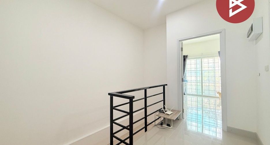 Reihenhaus zum Kauf mit 3 Zimmer in Krathum Baen, Samut Sakhon