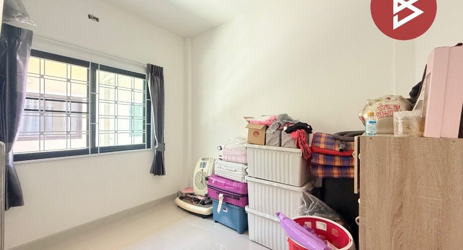 Reihenhaus zum Kauf mit 3 Zimmer in Krathum Baen, Samut Sakhon