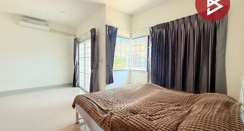 Reihenhaus zum Kauf mit 3 Zimmer in Krathum Baen, Samut Sakhon