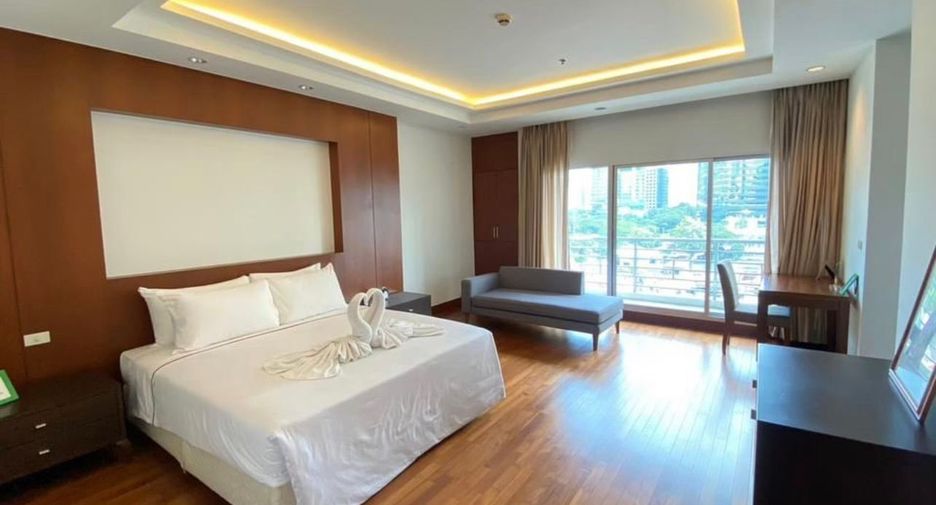 For rent 3 bedrooms apartment in Pathum Wan, Bangkok