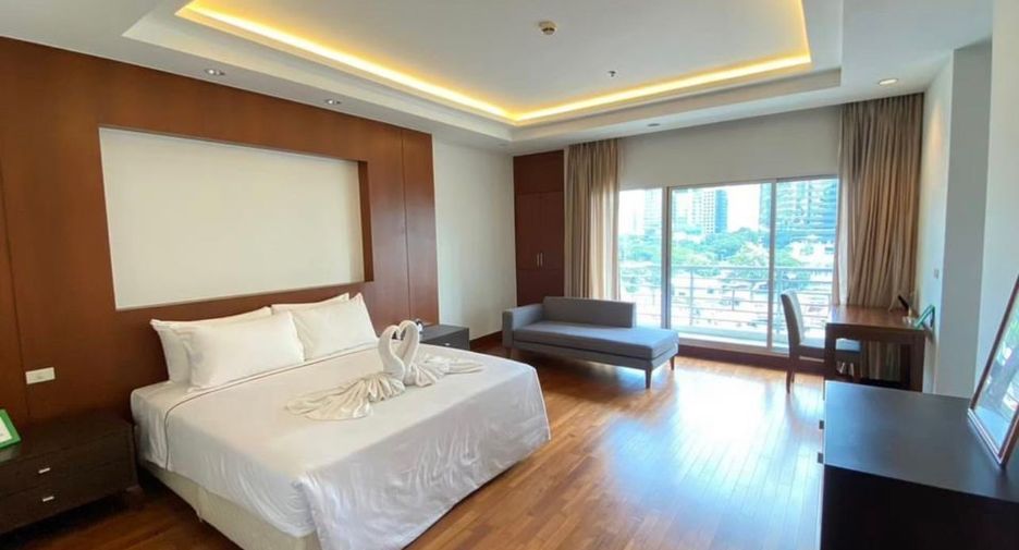 For rent 3 bedrooms apartment in Pathum Wan, Bangkok