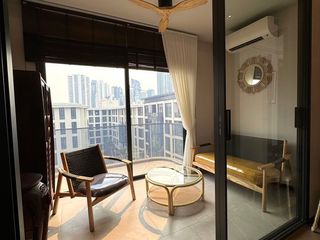 For rent 2 bedrooms apartment in Watthana, Bangkok