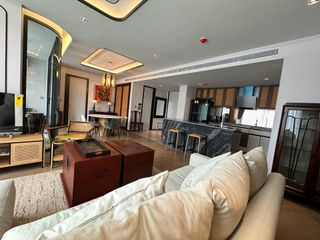 For rent 2 bedrooms apartment in Watthana, Bangkok