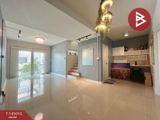 Casa adosada en venta de 3 habitaciones en Si Racha, Chonburi
