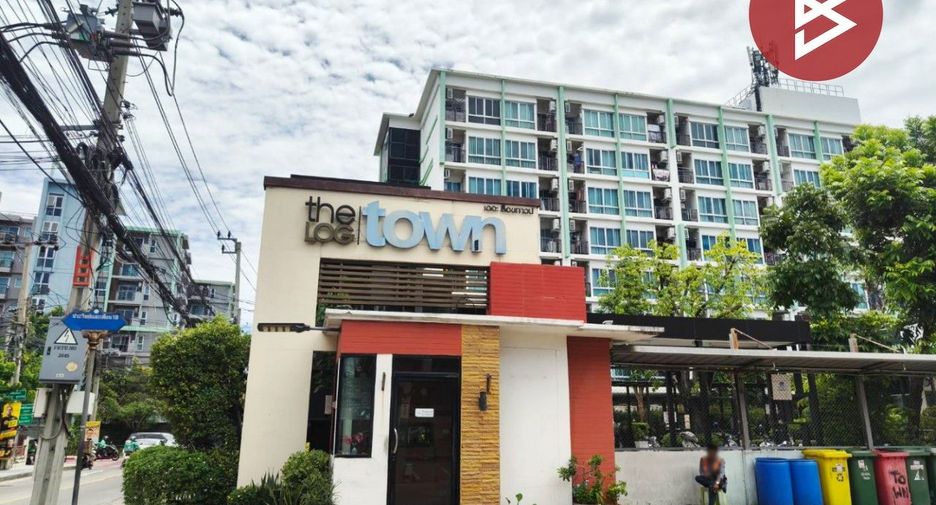 For sale 1 bed condo in Phra Khanong, Bangkok