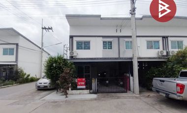 À vendre 3 chambres maison de ville à Sam Phran, Nakhon Pathom
