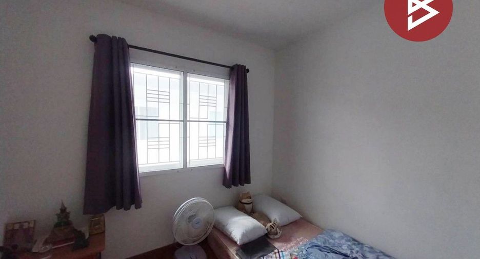 À vendre 3 chambres maison de ville à Sam Phran, Nakhon Pathom