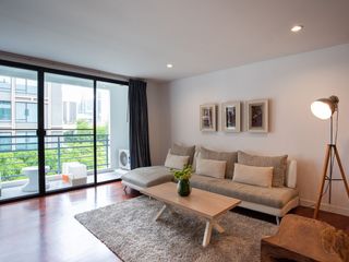 For rent 3 bedrooms apartment in Pathum Wan, Bangkok