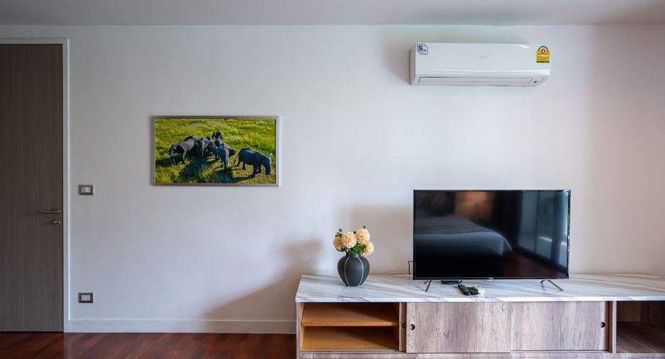 For rent 3 bedrooms apartment in Pathum Wan, Bangkok