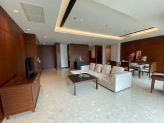 For rent 3 ベッドルーム apartment in Pathum Wan, Bangkok