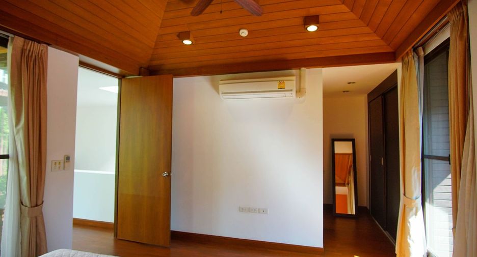 Apartamento en alquiler de 4 habitaciones en Watthana, Bangkok