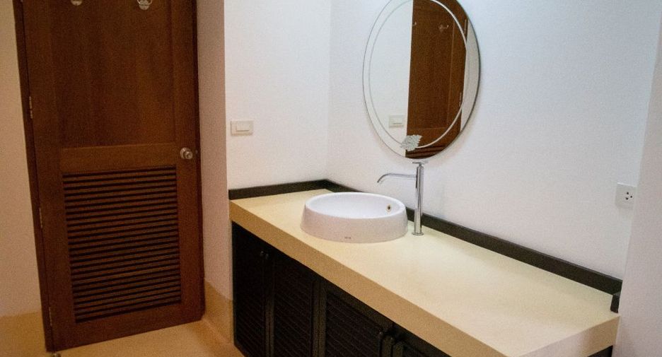 Apartamento en alquiler de 4 habitaciones en Watthana, Bangkok