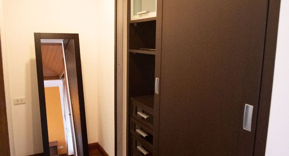 Apartamento en alquiler de 4 habitaciones en Watthana, Bangkok