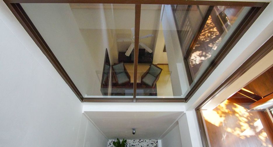 Apartamento en alquiler de 4 habitaciones en Watthana, Bangkok