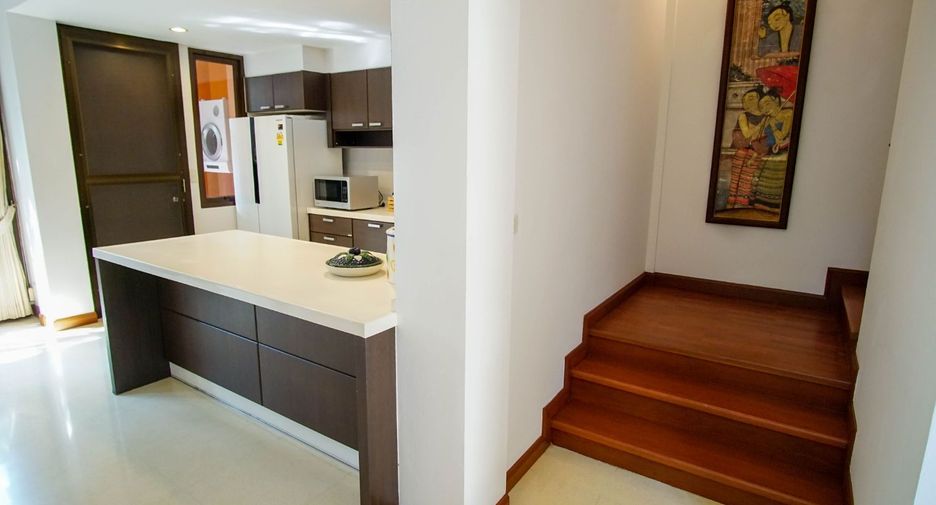 Apartamento en alquiler de 4 habitaciones en Watthana, Bangkok