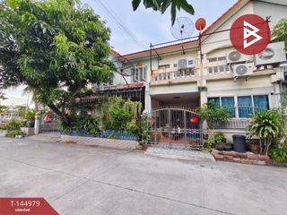 出售 3 卧室 联排别墅 在 Mueang Samut Prakan, Samut Prakan