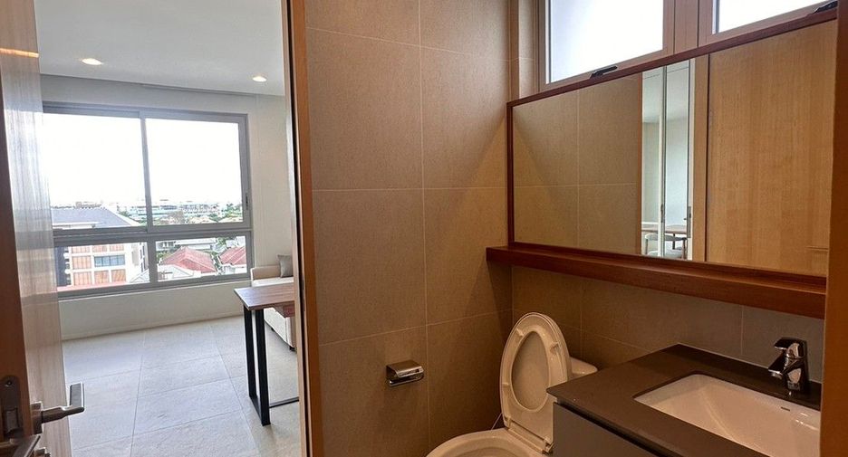 Apartment zur Miete mit 4 Zimmer in Khlong Toei, Bangkok