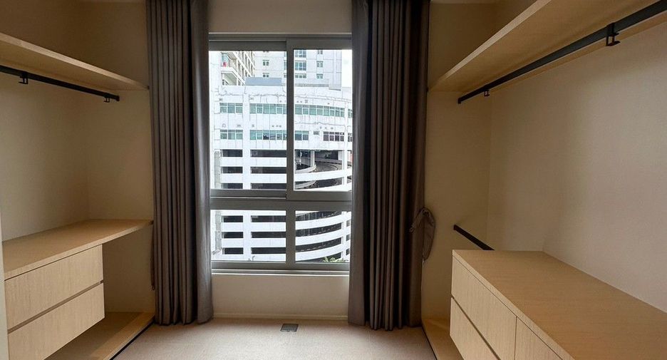 Apartment zur Miete mit 4 Zimmer in Khlong Toei, Bangkok
