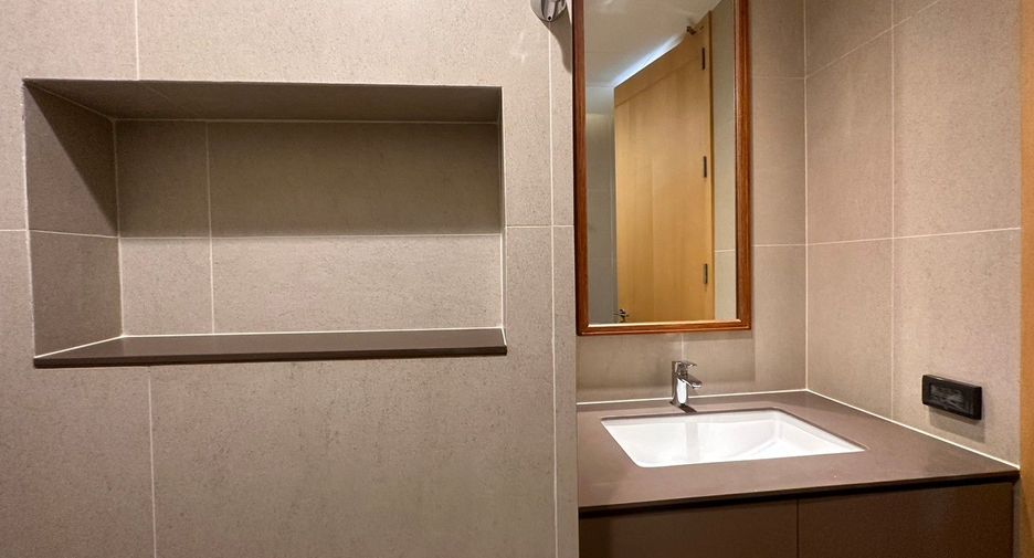 Apartment zur Miete mit 4 Zimmer in Khlong Toei, Bangkok