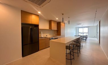 Apartment zur Miete mit 4 Zimmer in Khlong Toei, Bangkok