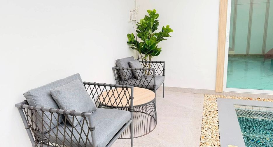 For rent 3 bedrooms villa in Bang Lamung, Chonburi