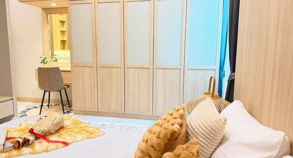 For rent 3 bedrooms villa in Bang Lamung, Chonburi